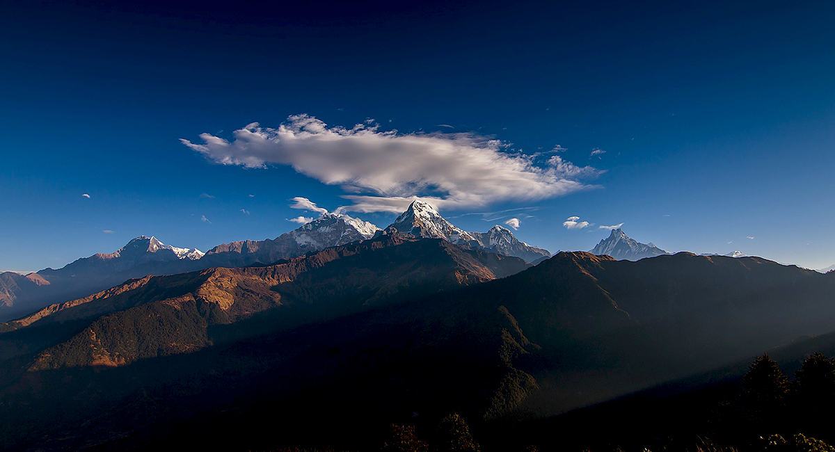 Sommet chaîne des Annapurnas