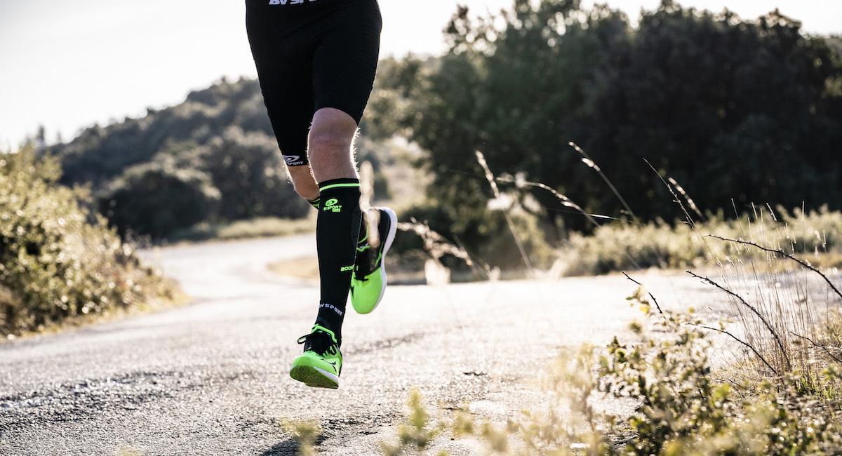 Est-ce bénéfique de porter des chaussettes de compression la nuit ?. Nike FR